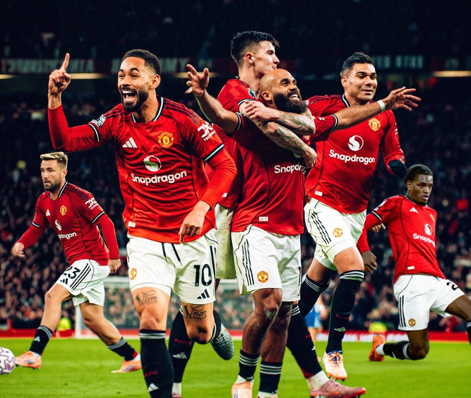 奇异果官网-曼联主场获胜，继续保持不败战绩(曼联足球主场)